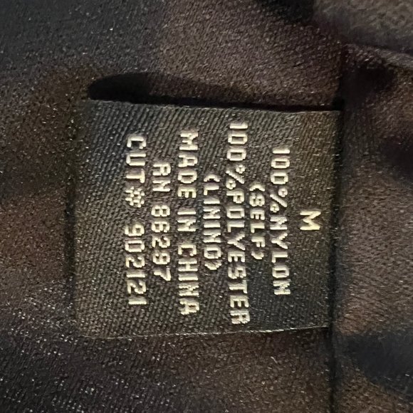 Like New BCBGMaxAria Black & White Polka Dot V-Neck Midi Dress Size Medi… - Picture 6 of 11